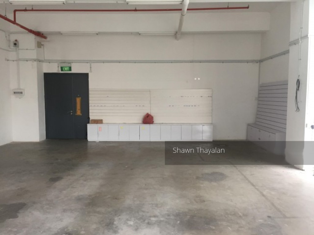 A'posh Bizhub (D27), Factory #143451752